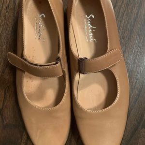 Sudini leather maryjane Velcro slip on